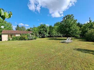  Propri�t�/ch�teau � vendre 15 + pi�ces 550 m�