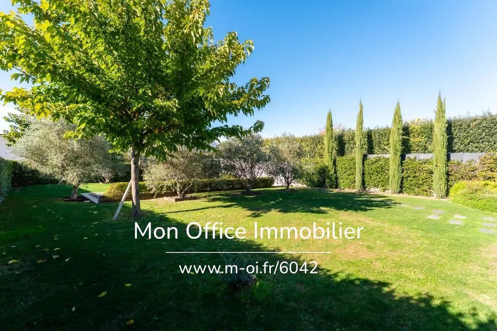 � vendre  Maison �guilles (13510)