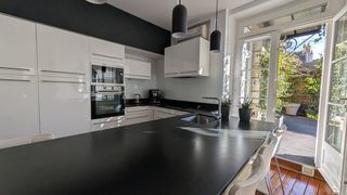  Appartement � vendre 5 pi�ces 146 m�