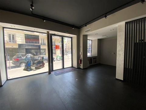 Rue de Monceau, une boutique de 102 m&sup2; en location pure 5283 75008 Paris