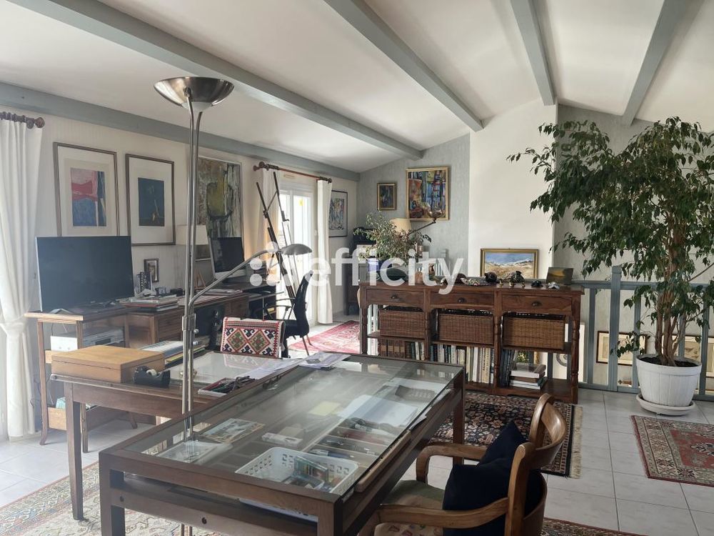 � vendre  Maison Sainte-Marie-de-R� (17740)