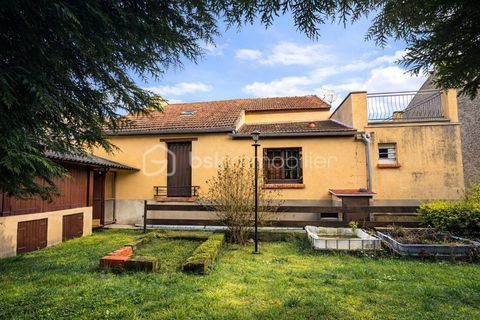   MAISON TROIS CHAMBRES Maison - 5 pi�ce(s) - 147 m�