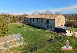  Maison � vendre 7 pi�ces 216 m�