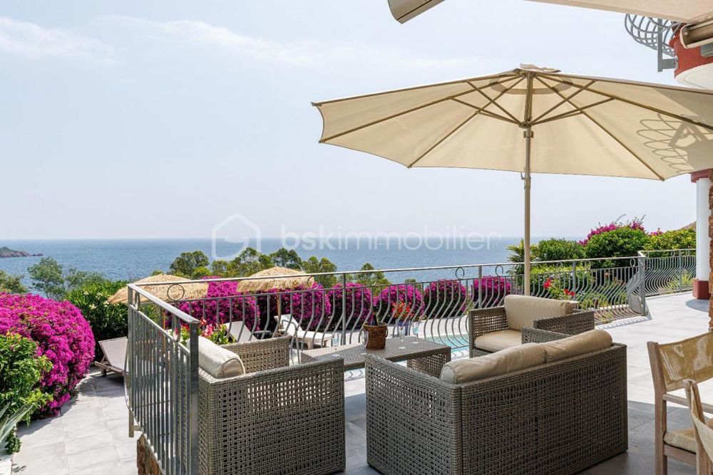 � vendre  Villa Agay (83530)