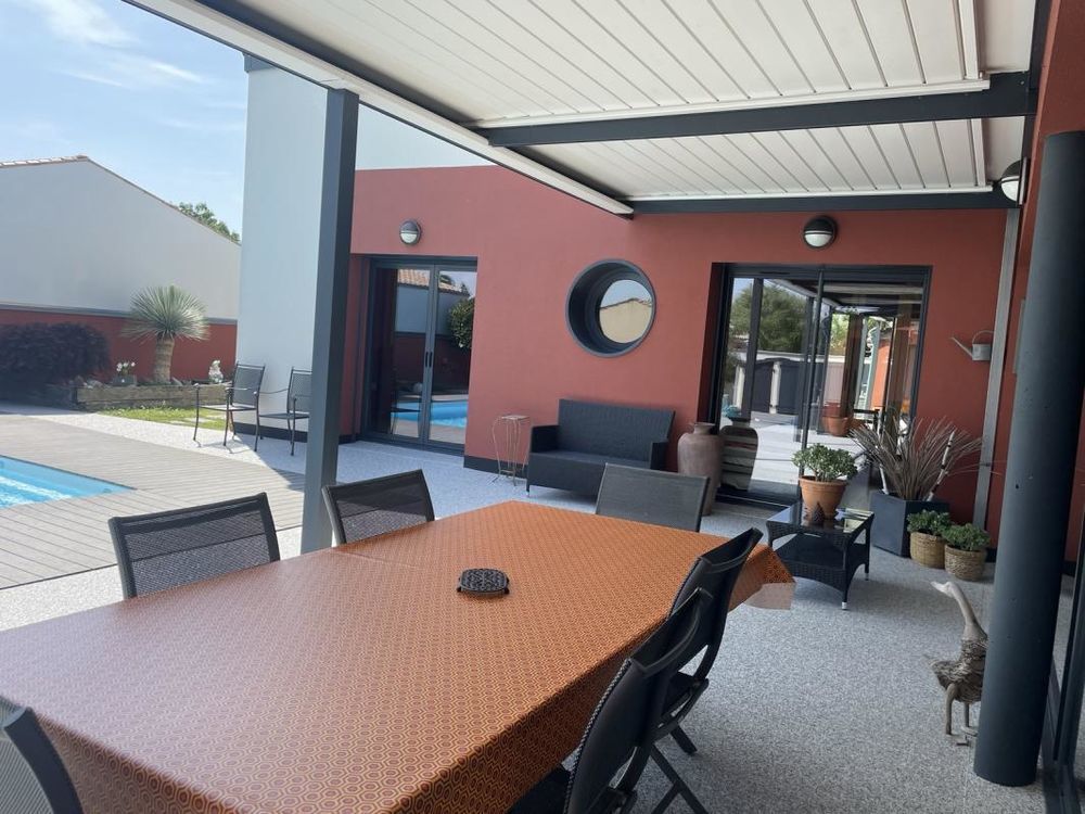 � vendre  Maison Saint-Laurent-de-la-Pr�e (17450)