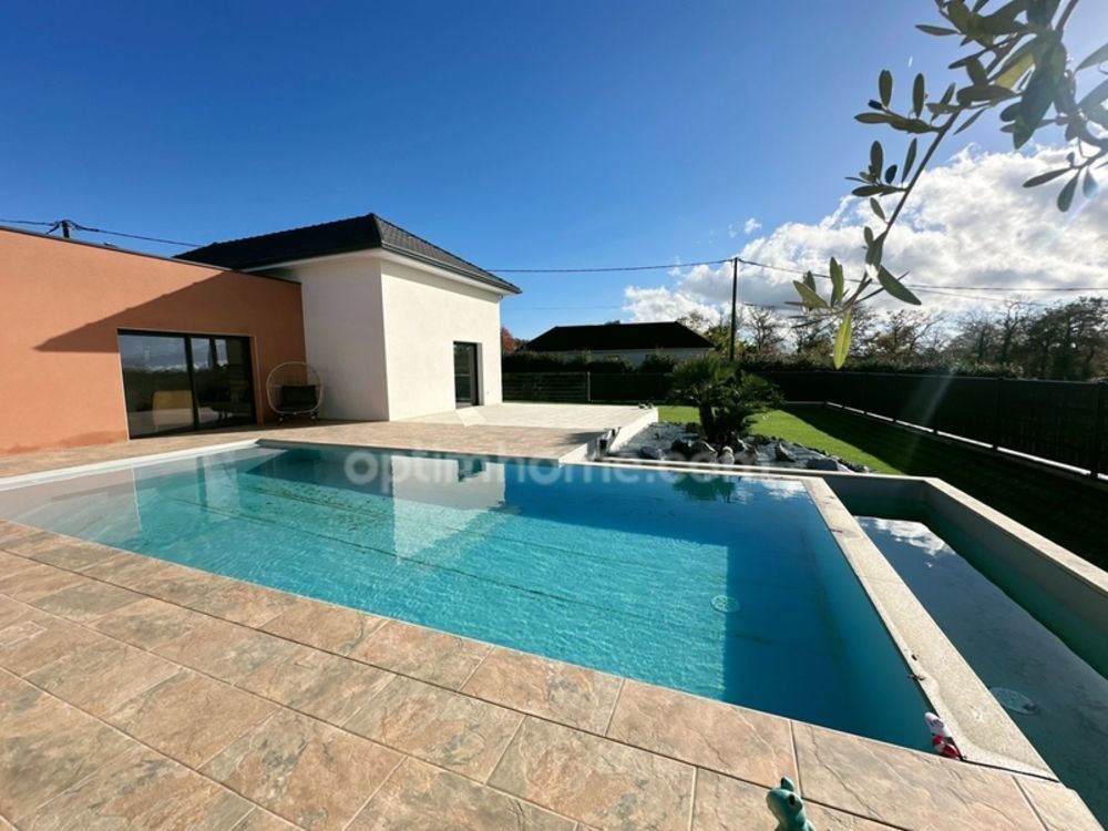 � vendre  Villa Morla�s (64160)