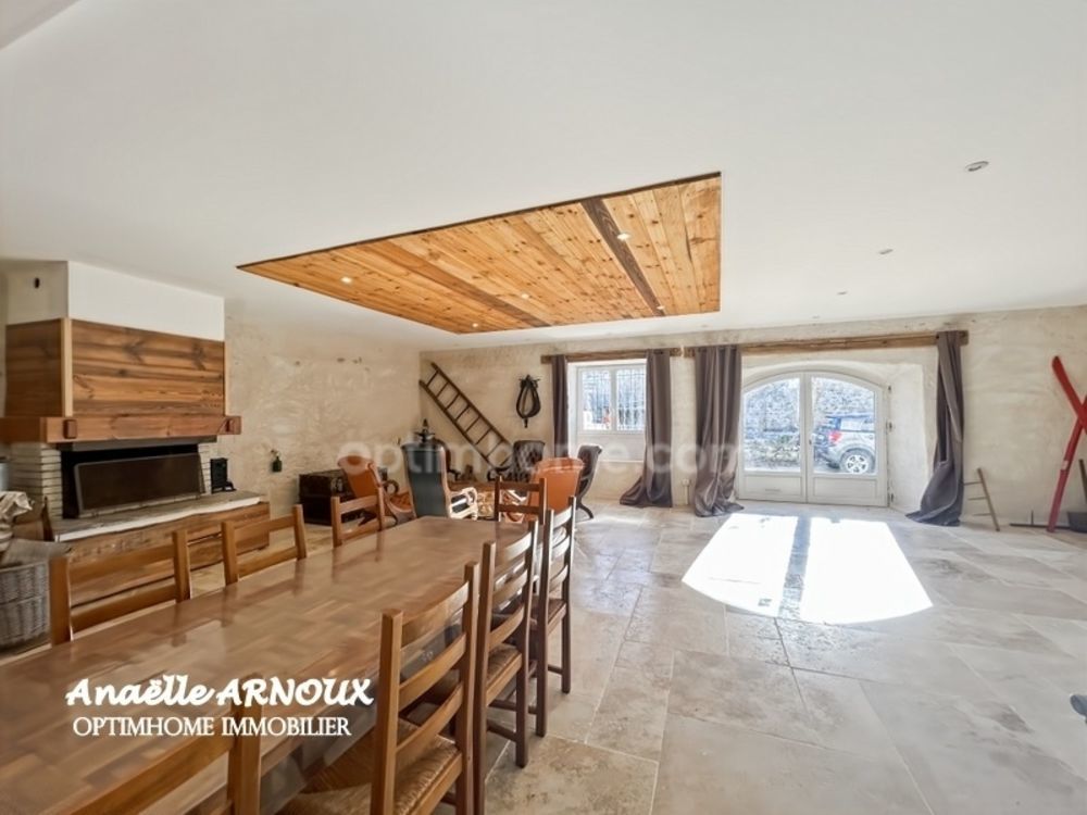 � vendre  Maison Ancelle (05260)