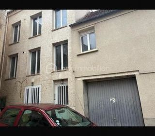  Immeuble � vendre 658 m�