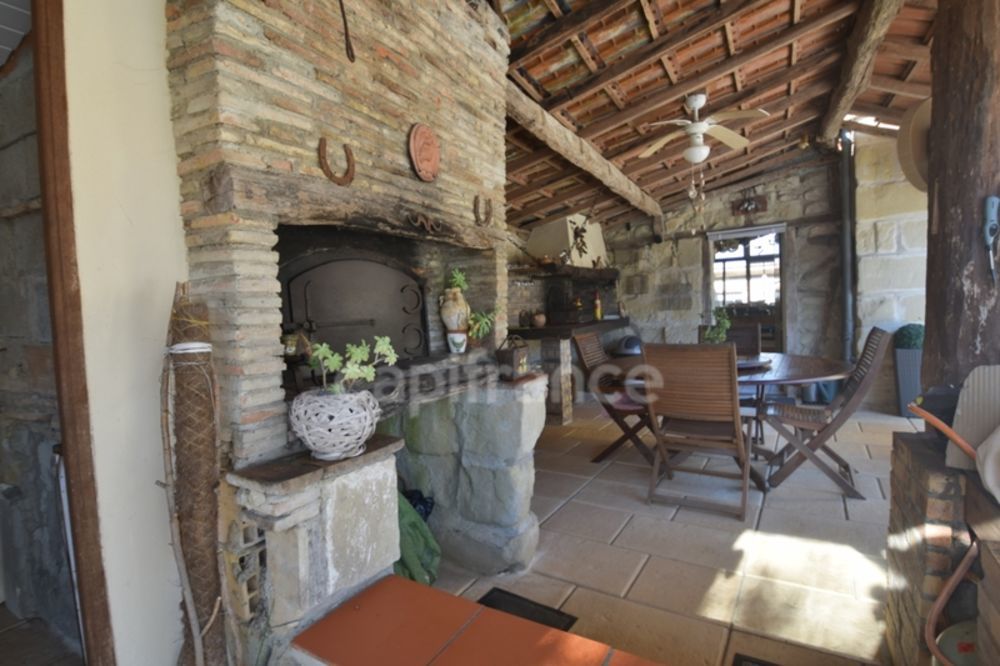 � vendre  Maison Puymiclan (47350)