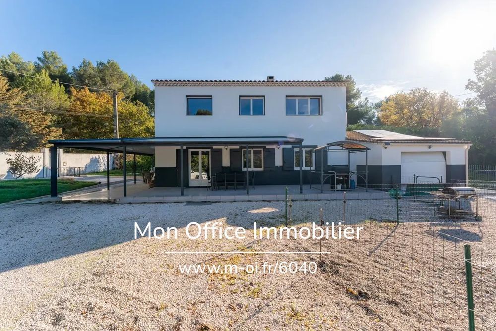 � vendre  Villa Mimet (13105)