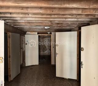  Immeuble � vendre 15 + pi�ces 1447 m�