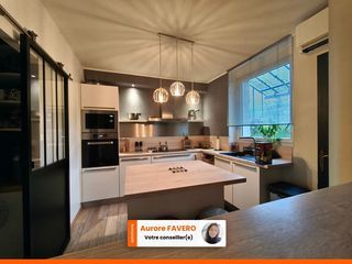  Maison � vendre 7 pi�ces 205 m�