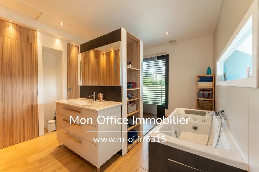 � vendre  Propri�t�/ch�teau Puyricard (13540)