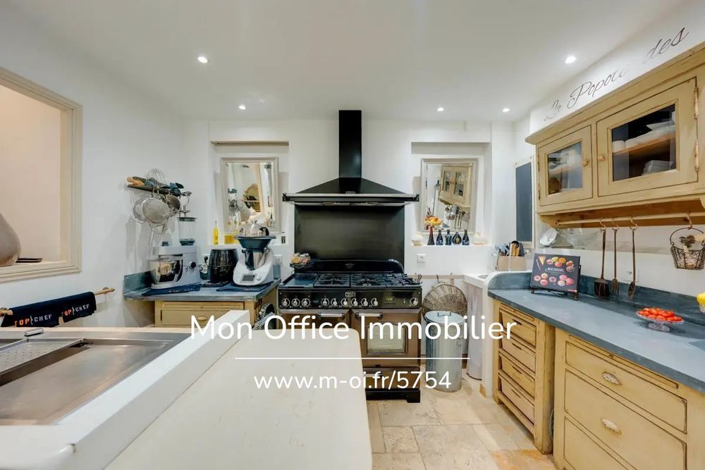 � vendre  Propri�t�/ch�teau Lamanon (13113)