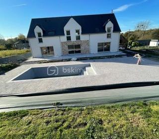  Immeuble � vendre 11 pi�ces 223 m�