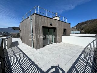  Appartement � vendre 5 pi�ces 94 m�