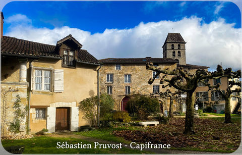   Maison � vendre 6 pi�ces SAINT JEAN DE COLE (24), trois chambres, 140m2 habitables, au coeur du village touristique Maison - 6 pi�ce(s) - 140 m�