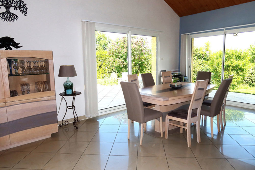 � vendre  Maison Larringes (74500)