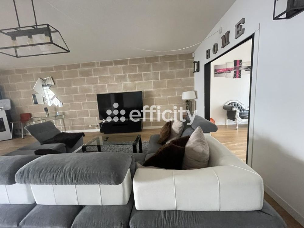 � vendre  Propri�t�/ch�teau Bordeaux (33300)