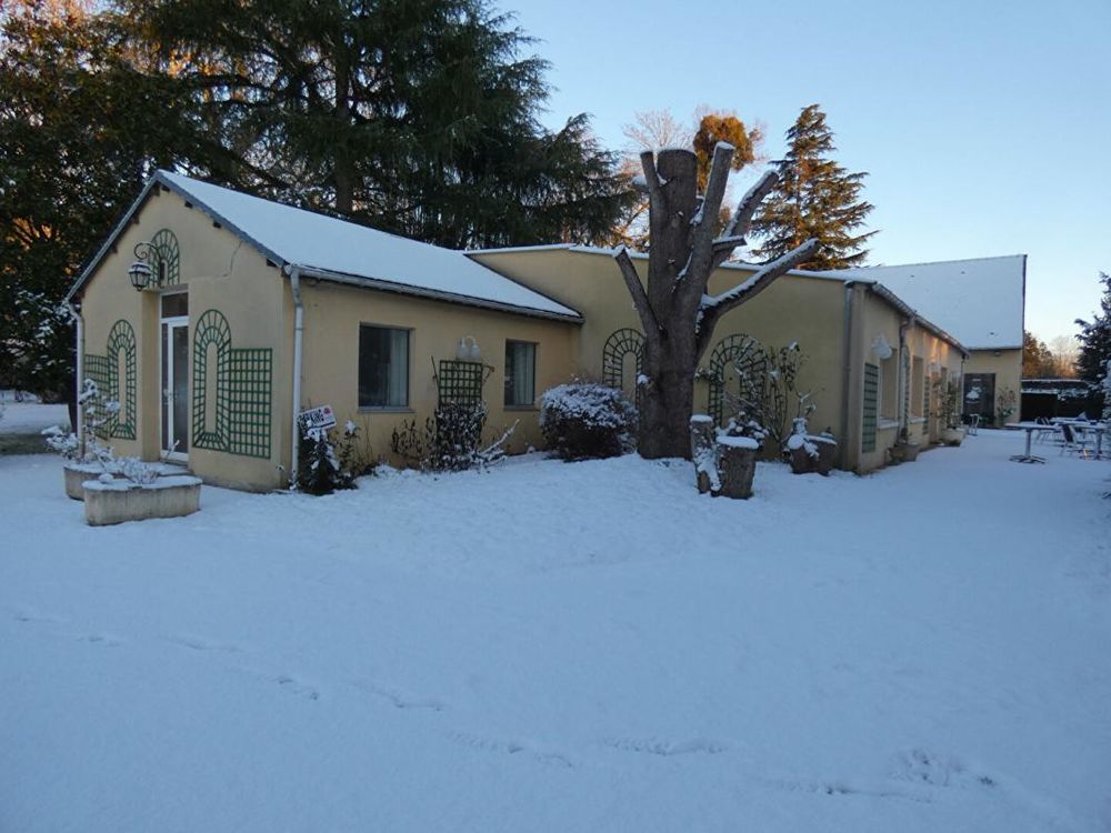 � vendre  Propri�t�/ch�teau Cherisy (28500)