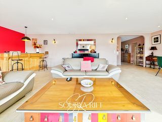  Maison � vendre 5 pi�ces 195 m�