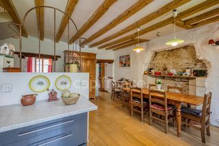  Maison � vendre 10 pi�ces 280 m�