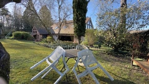   Val Saint-Germain 91530. 45 KM DE PARIS � Propri�t� rare sur 9788 M�, maison 157 m� avec 5 chambres au prix de 459000 euros Maison - 9 pi�ce(s) - 157 m�