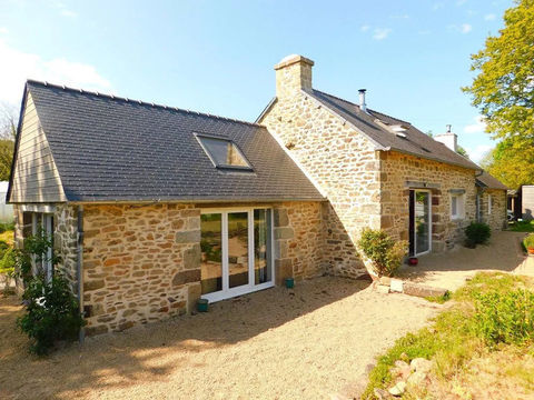   Long�re r�nov�e en pierres tr�s lumineuse, � vendre, 4 pi�ces  (22) au calme � la campagne avec grand terrain et d�pendances Maison - 4 pi�ce(s) - 96 m�