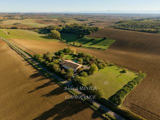  Maison � vendre 8 pi�ces 372 m�