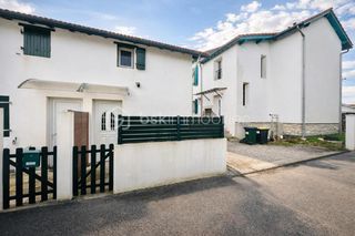  Propri�t�/ch�teau � vendre 8 pi�ces 158 m�