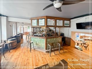  Immeuble � vendre 12 pi�ces 141 m�