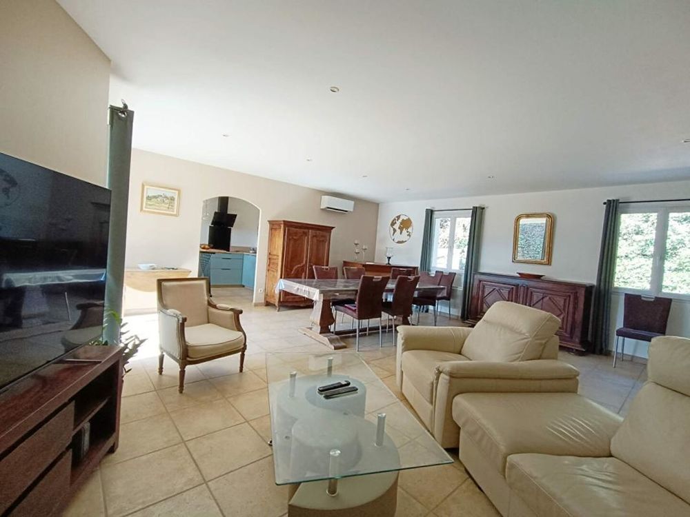 � vendre  Villa Fontvieille (13990)