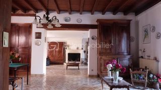  Maison � vendre 8 pi�ces 261 m�