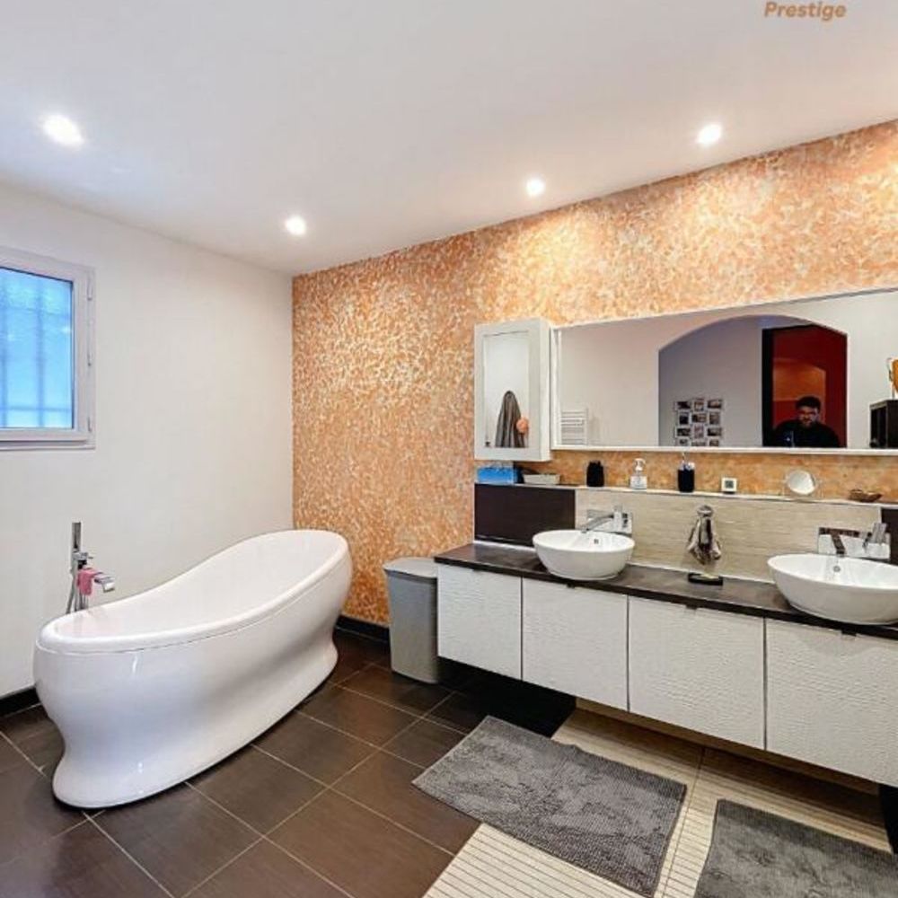 � vendre  Villa Saint-Maximin-la-Sainte-Baume (83470)