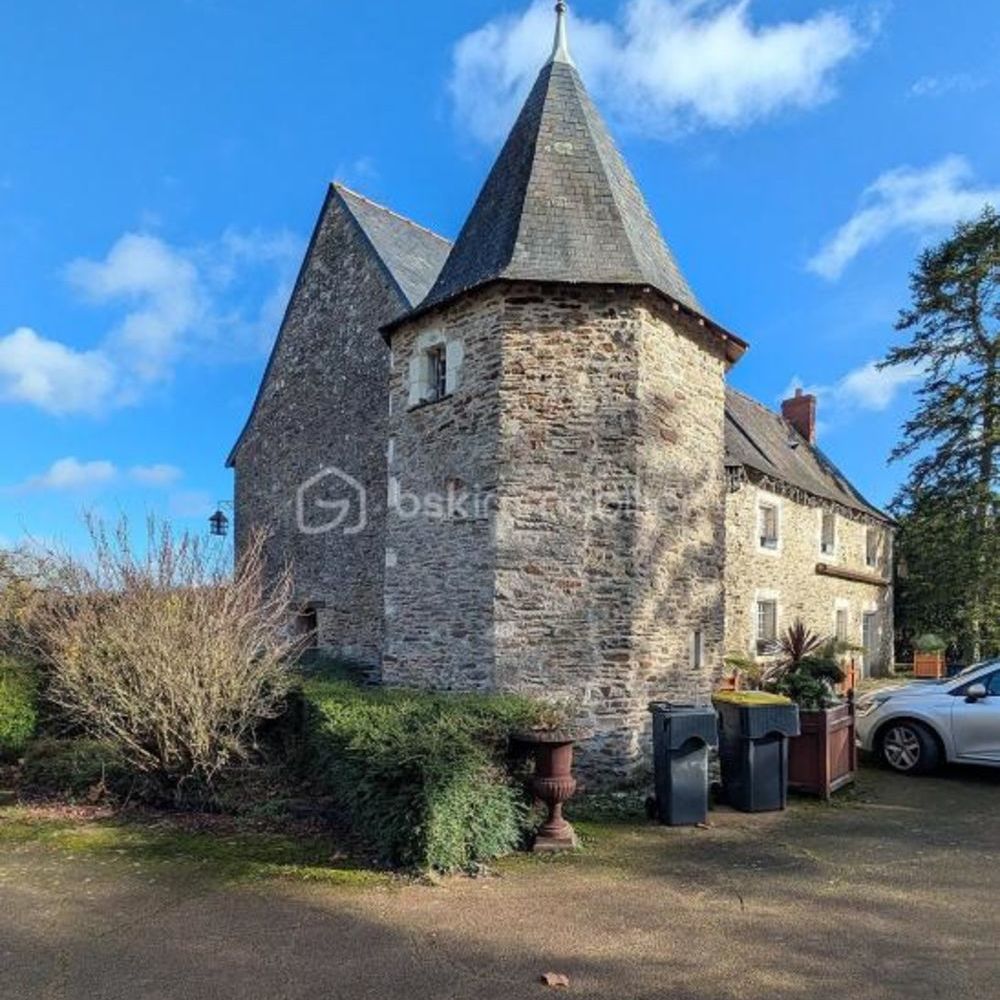 � vendre  Propri�t�/ch�teau Saint-Augustin-des-Bois (49170)