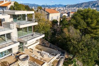  Maison � vendre 5 pi�ces 250 m�