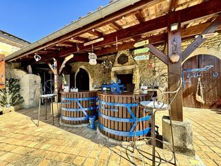  Maison � vendre 8 pi�ces 260 m�