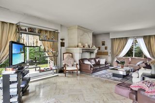  Maison � vendre 9 pi�ces 235 m�