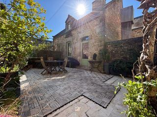  Maison � vendre 5 pi�ces 225 m�