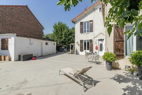   Maison de 140 m�, 5 pi�ces, en vente � Villeneuve-le-Roi Maison - 5 pi�ce(s) - 140 m�