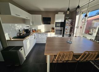  Appartement � vendre 4 pi�ces 89 m�