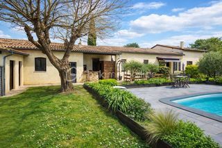  Propri�t�/ch�teau � vendre 10 pi�ces 350 m�