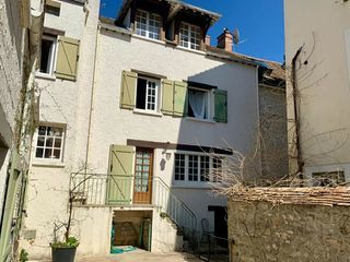  Maison � vendre 9 pi�ces 240 m�