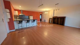  Immeuble � vendre 7 pi�ces 171 m�