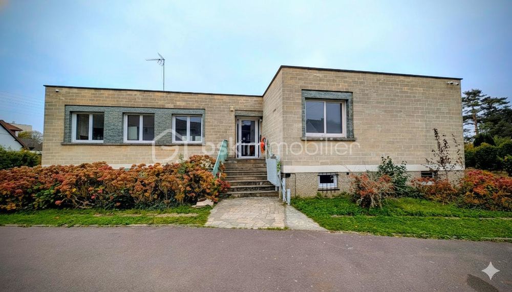 � vendre  Propri�t�/ch�teau Caen (14000)