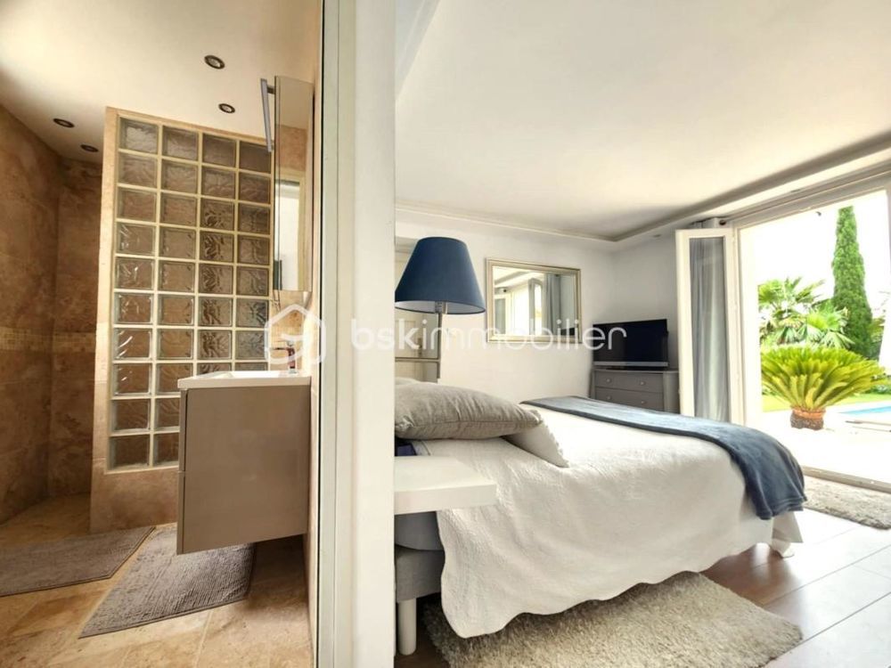 � vendre  Villa Tourbes (34120)