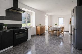  Propri�t�/ch�teau � vendre 7 pi�ces 186 m�