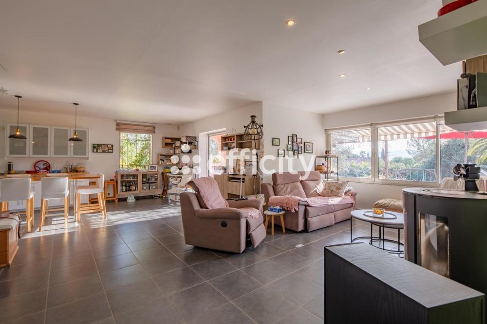 � vendre  Maison Roquebrune-sur-Argens (83520)