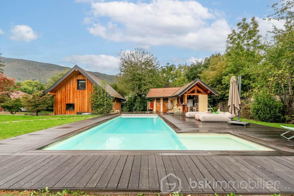 � vendre  Propri�t�/ch�teau Saint-Jorioz (74410)