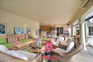  Maison � vendre 8 pi�ces 350 m�